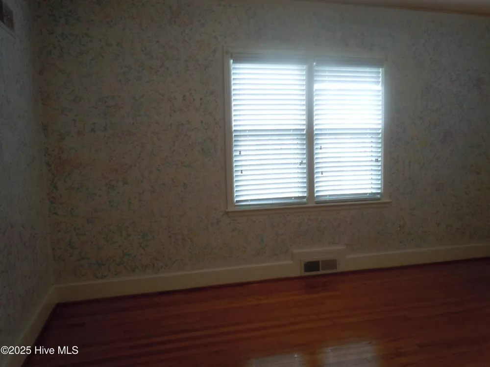 110 E Bell Street Tabor City, NC 28463