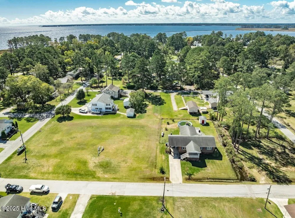 746 Heber Street Belhaven, NC 27810