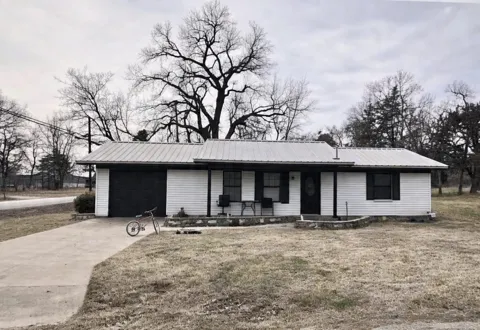 303 Ike Street