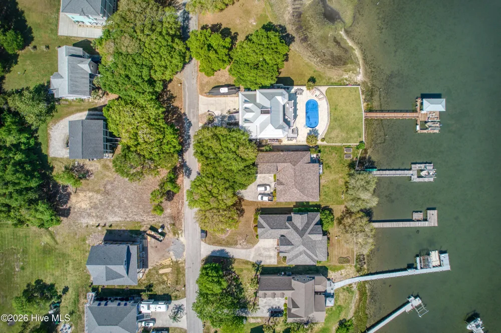 213 Shell Drive Sneads Ferry, NC 28460