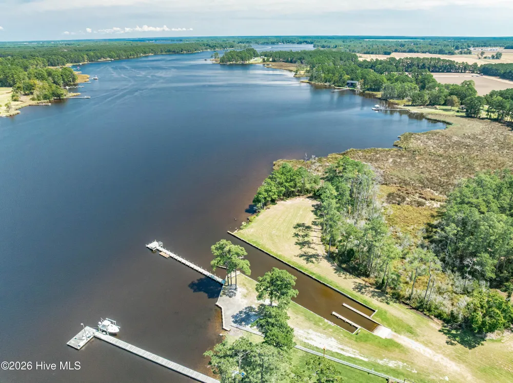 179 Stephen Way Belhaven, NC 27810