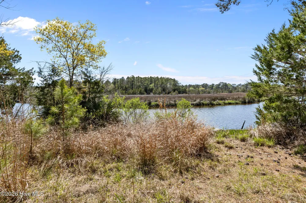 4160 Freedom Way Hubert, NC 28539