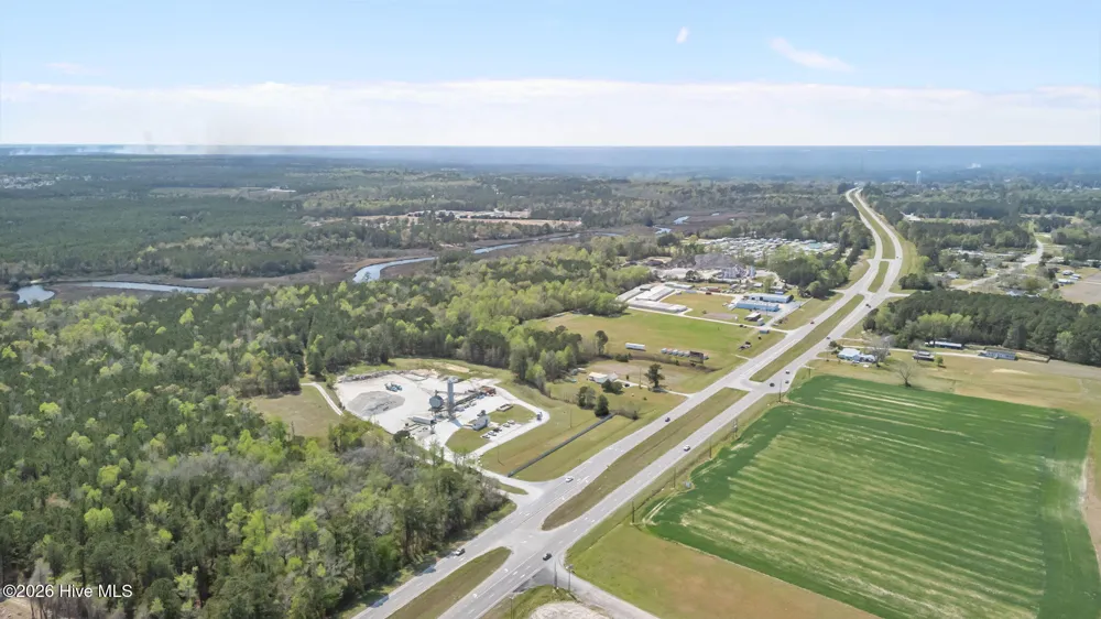 4160 Freedom Way Hubert, NC 28539