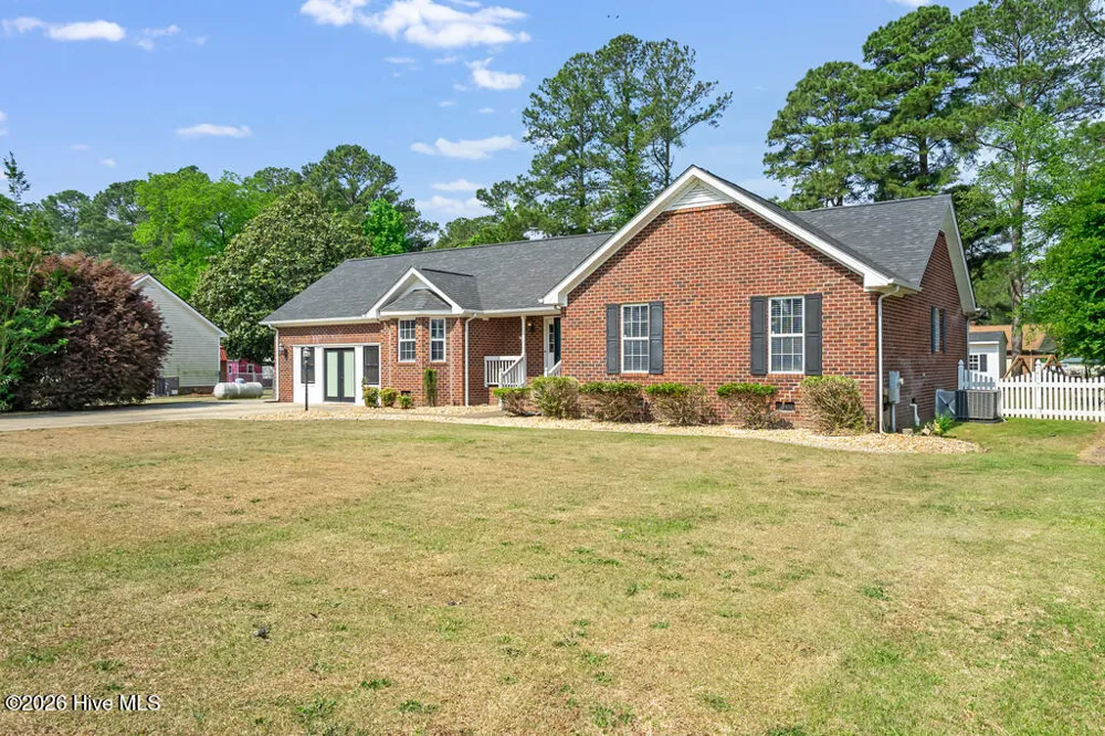 1813 Oberry Center Road Goldsboro, NC 27530