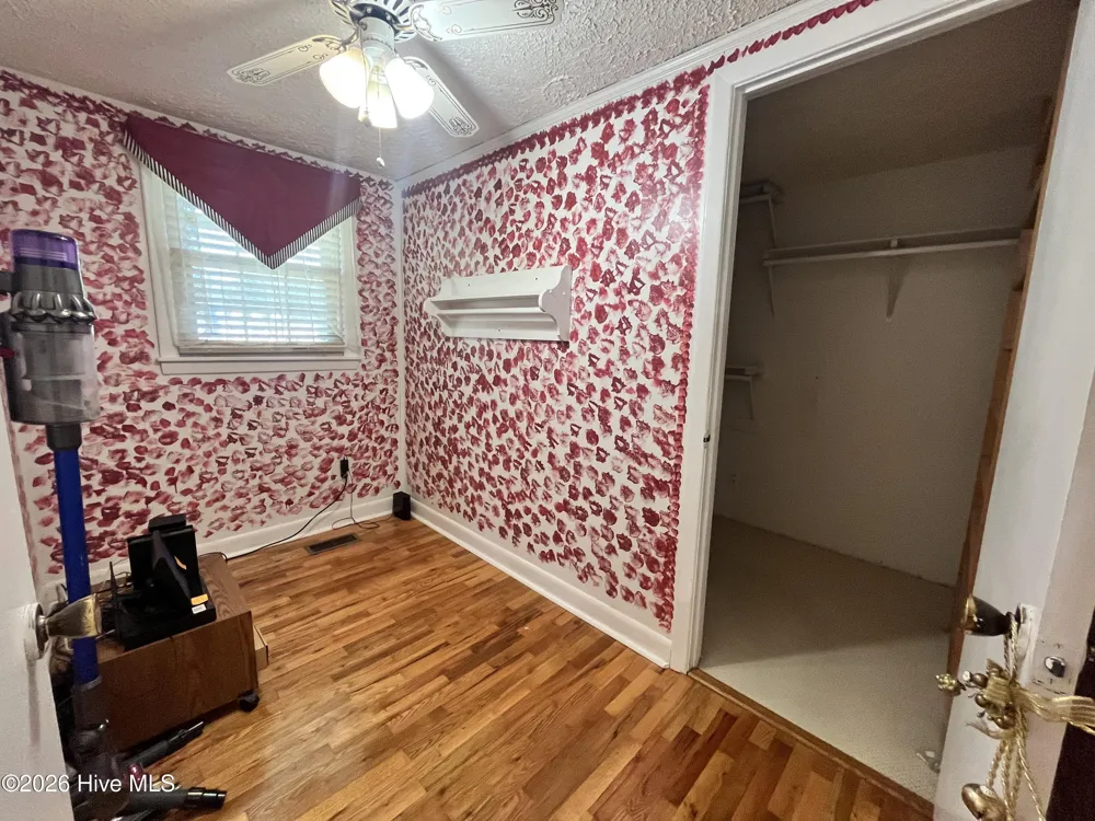 10762 James B. White Hwy S. Whiteville, NC 28472