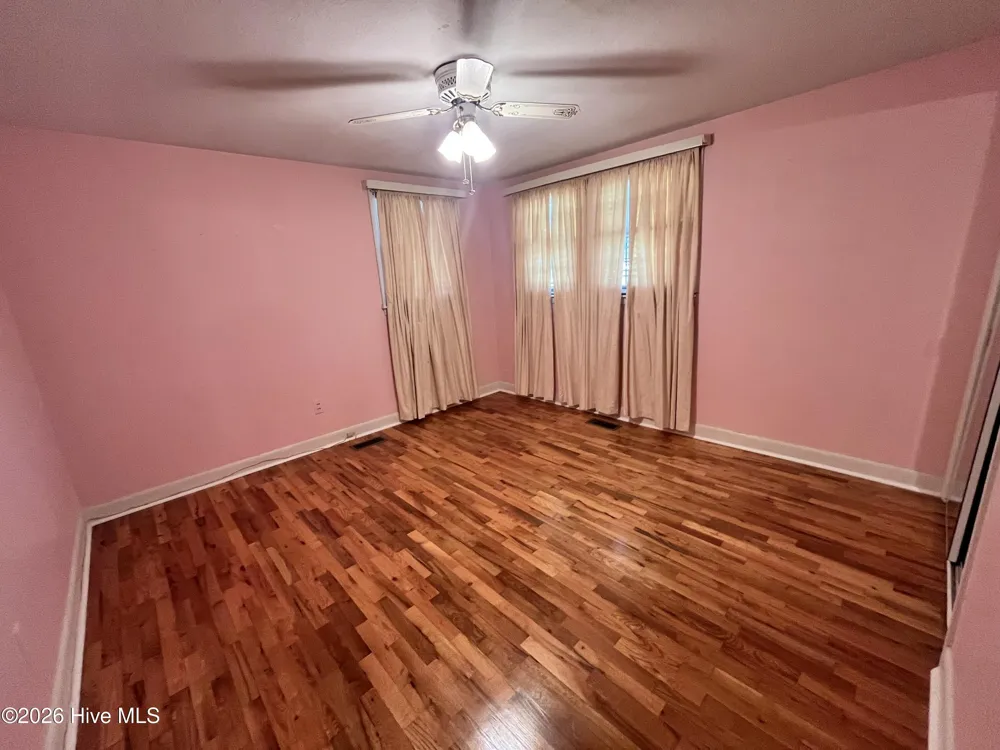 10762 James B. White Hwy S. Whiteville, NC 28472