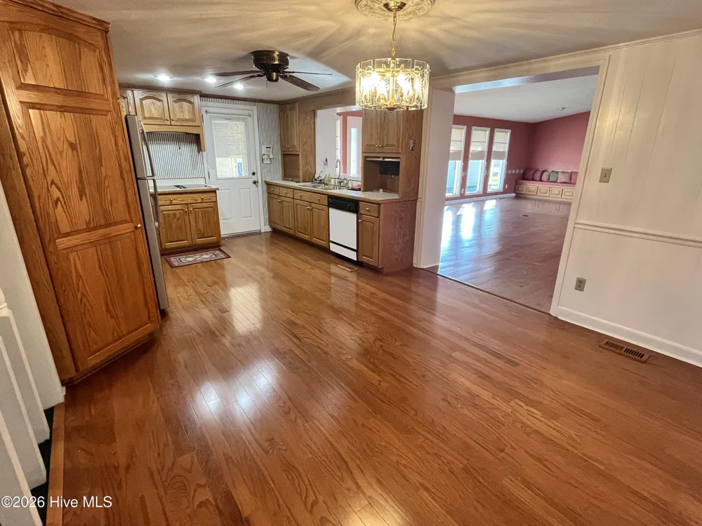10762 James B. White Hwy S. Whiteville, NC 28472