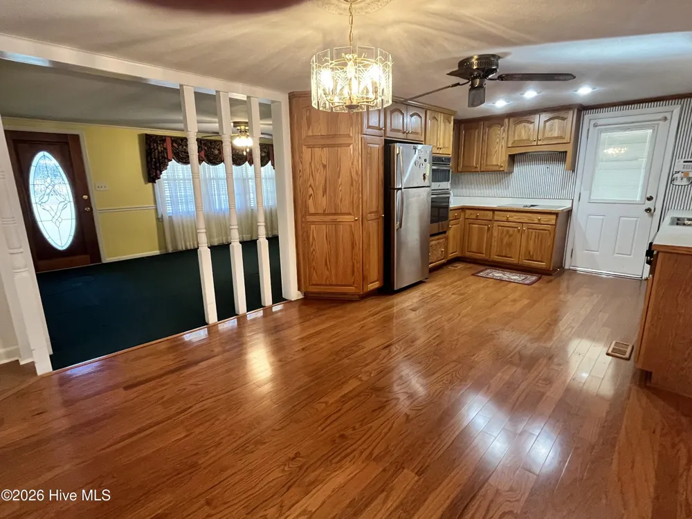 10762 James B. White Hwy S. Whiteville, NC 28472