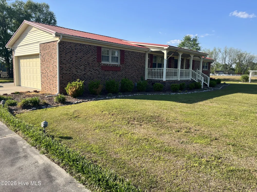 10762 James B. White Hwy S. Whiteville, NC 28472