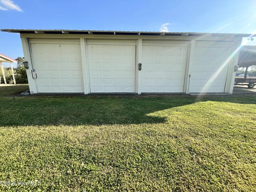 10762 James B. White Hwy S. Whiteville, NC 28472