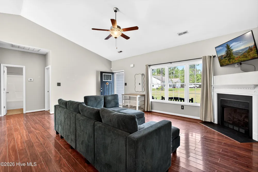 112 Lilac Lane Richlands, NC 28574