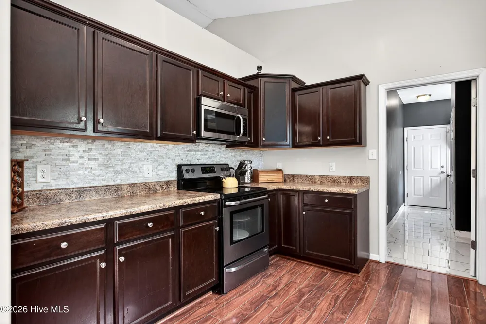 112 Lilac Lane Richlands, NC 28574