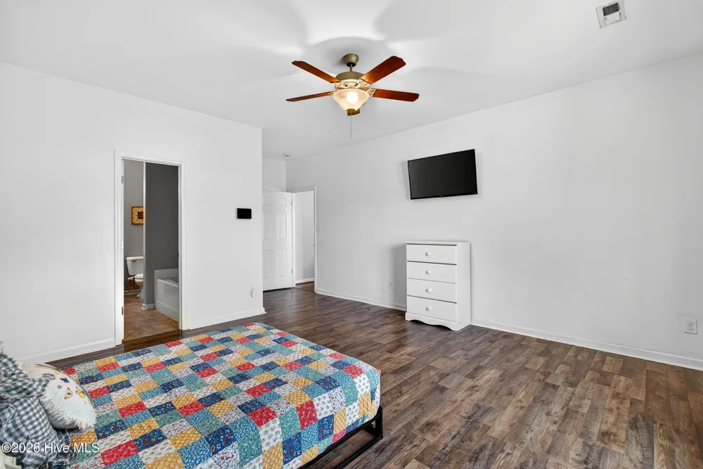 112 Lilac Lane Richlands, NC 28574