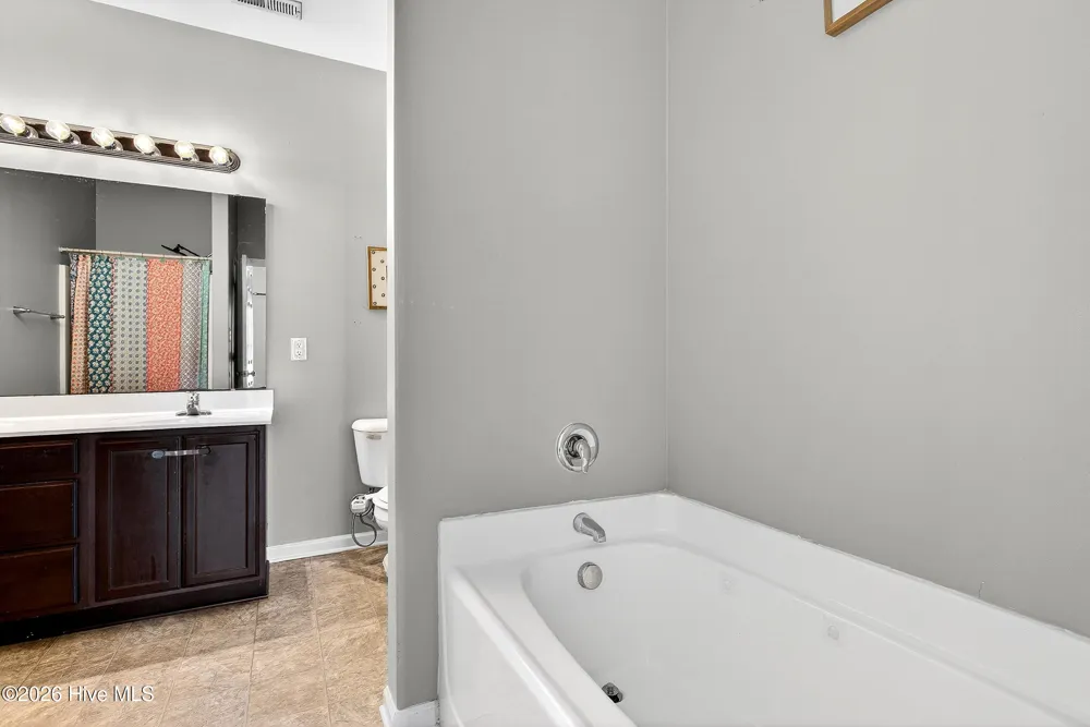 112 Lilac Lane Richlands, NC 28574