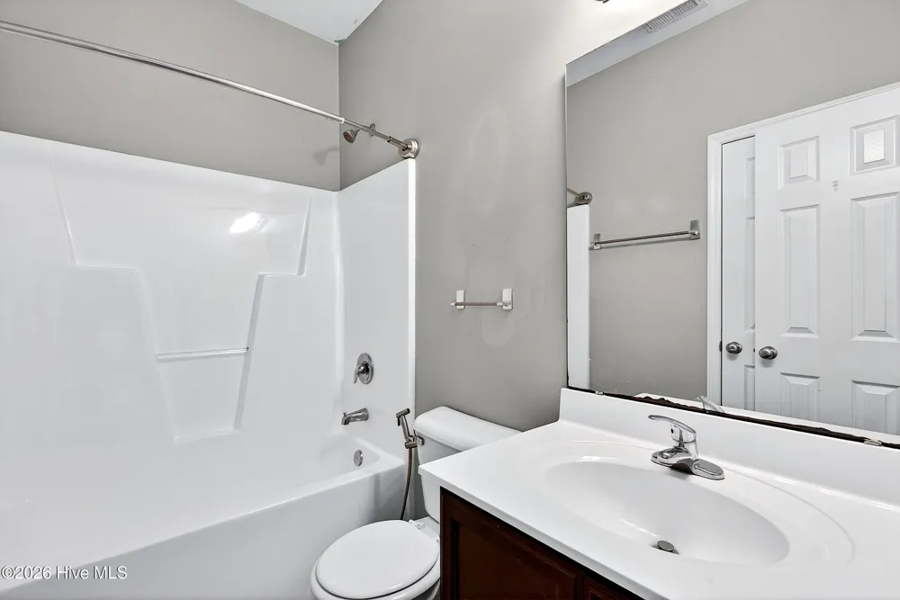 112 Lilac Lane Richlands, NC 28574
