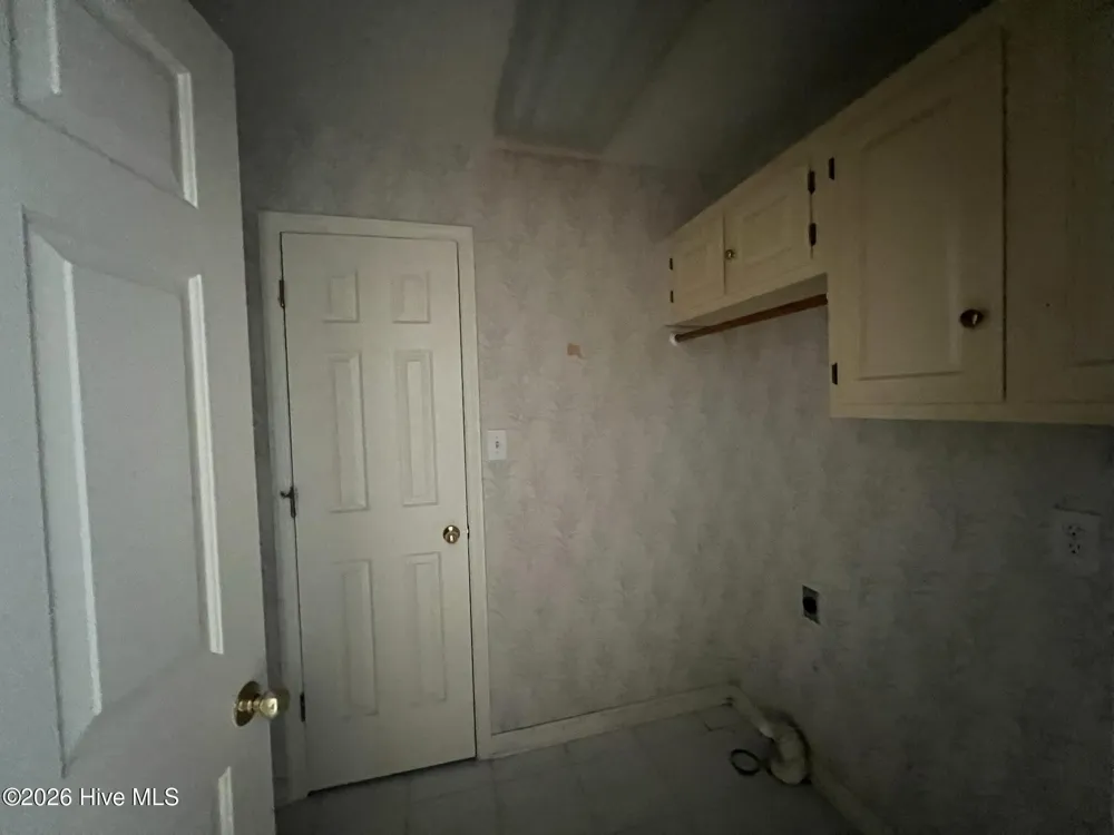 Address Not Shown Aberdeen, NC 28315