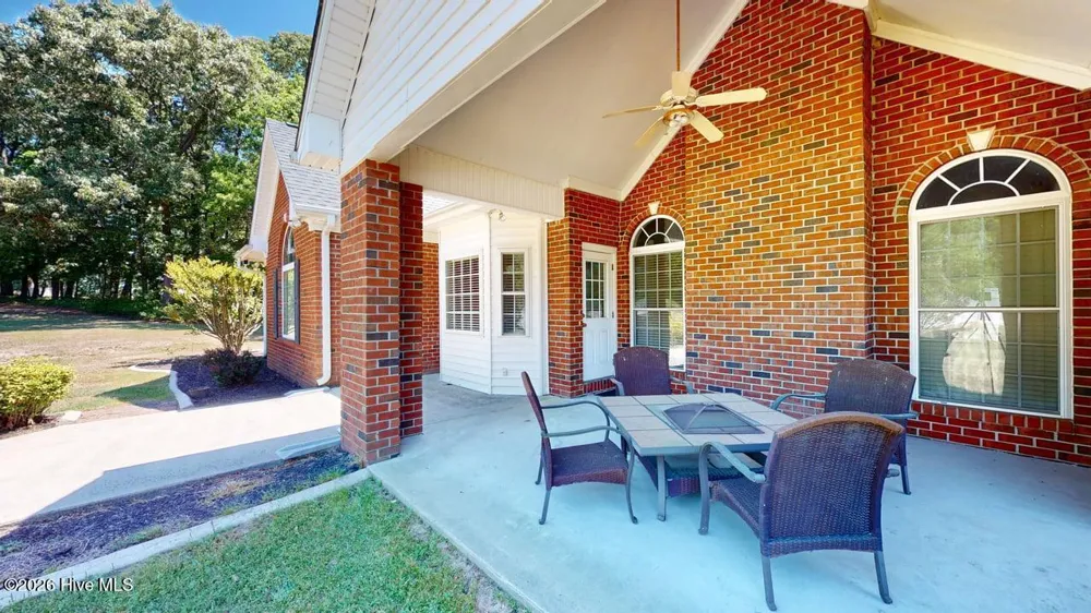 109 Brisbayne Circle La Grange, NC 28551