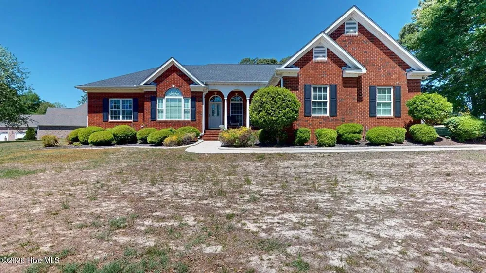 109 Brisbayne Circle La Grange, NC 28551