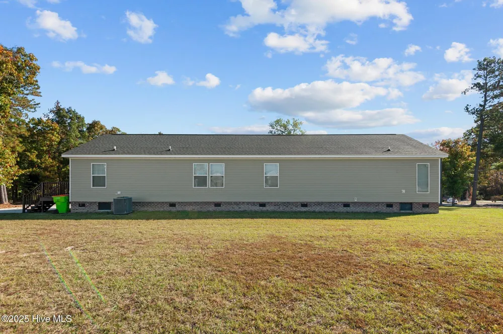 415 Pine Ridge Road Roanoke Rapids, NC 27870