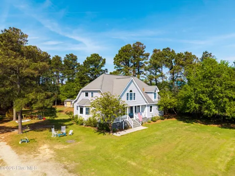 126 Narrow Shore Road