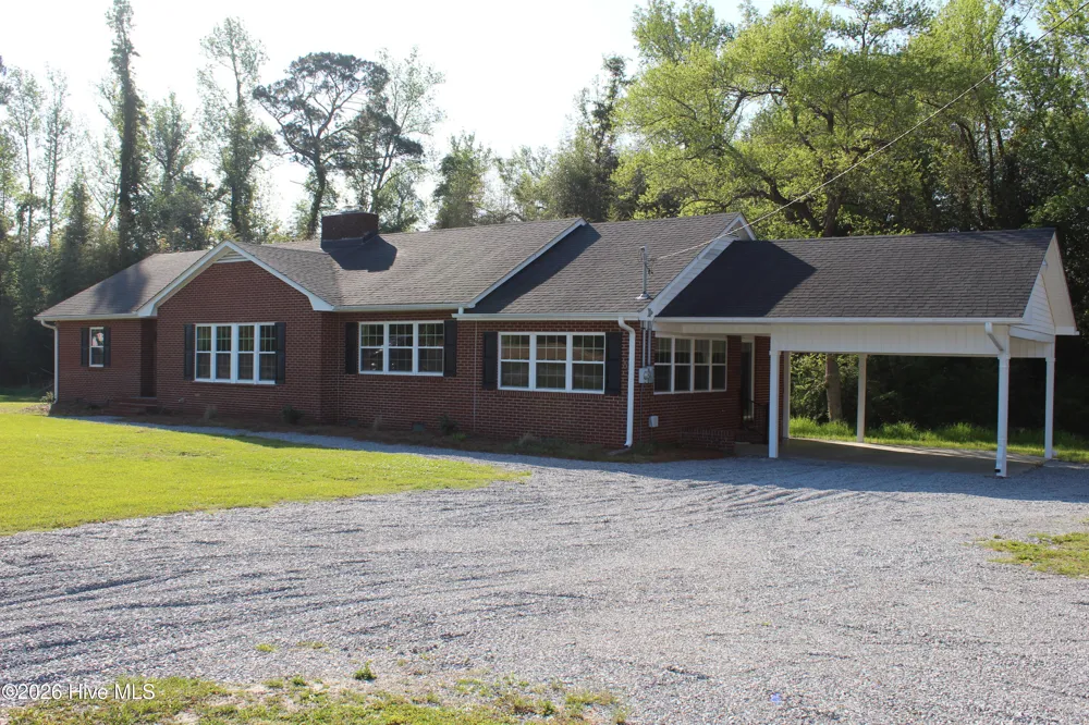 3049 Catherine Lake Road Richlands, NC 28574