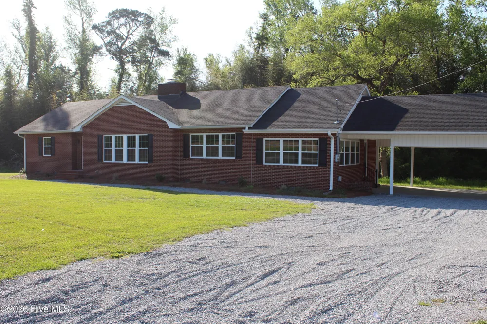 3049 Catherine Lake Road Richlands, NC 28574