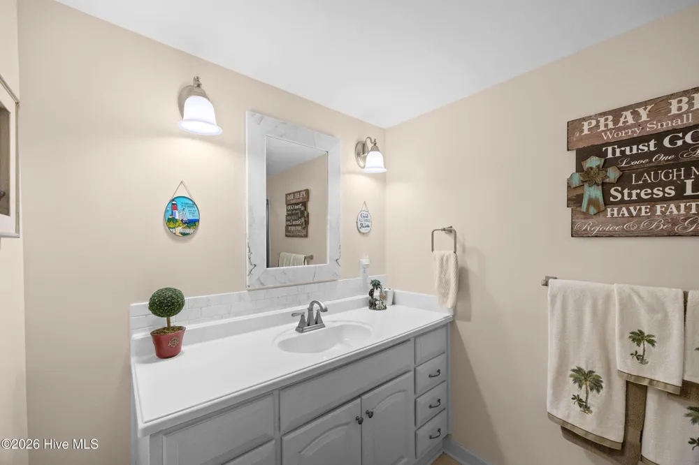 7108 Carolina Beach Road Wilmington, NC 28412