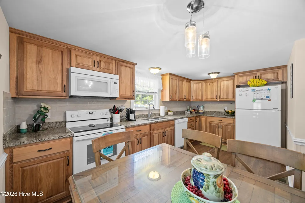 7108 Carolina Beach Road Wilmington, NC 28412