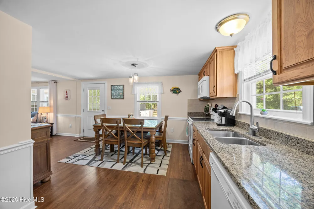 7108 Carolina Beach Road Wilmington, NC 28412