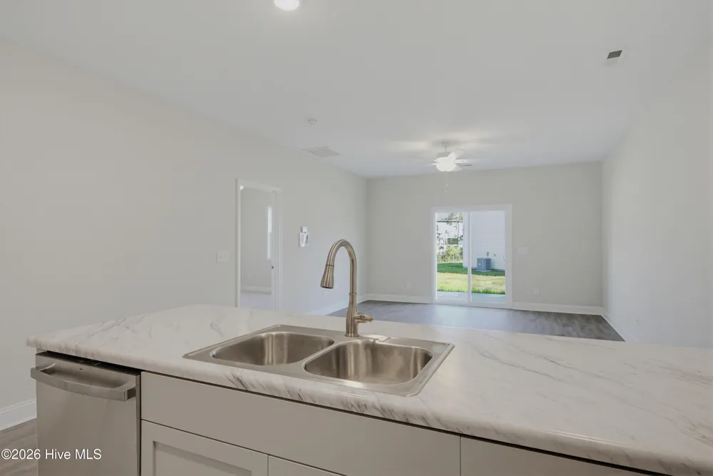 208 Sandpiper Place Holly Ridge, NC 28445