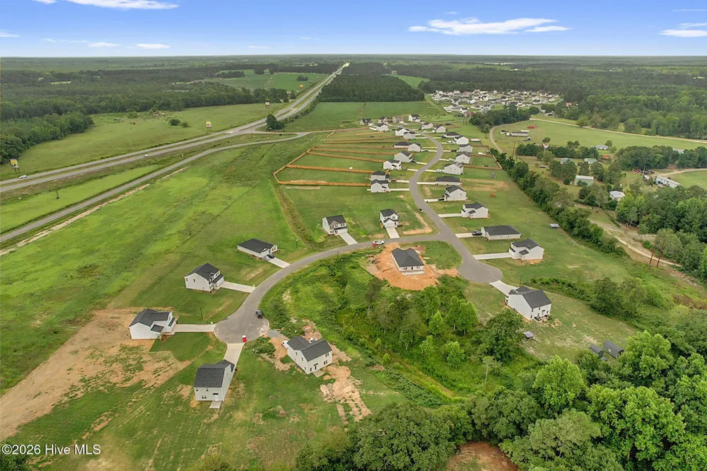 97 Coachman Lane Autryville, NC 28318