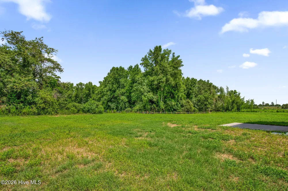 97 Coachman Lane Autryville, NC 28318