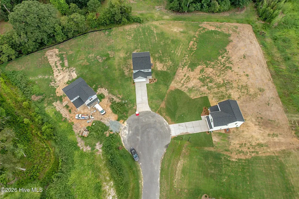 97 Coachman Lane Autryville, NC 28318