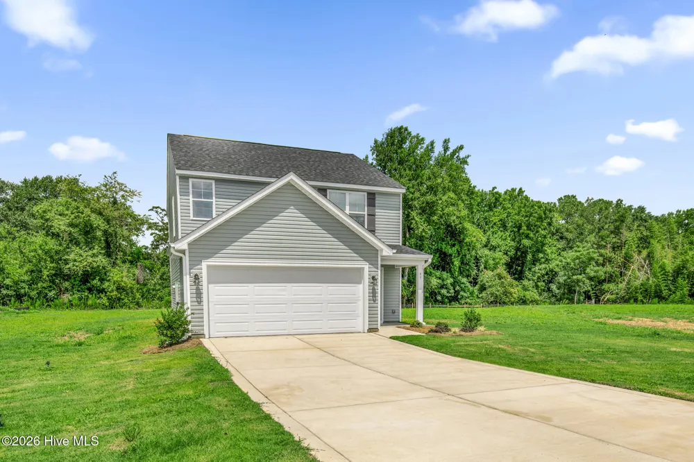 97 Coachman Lane Autryville, NC 28318