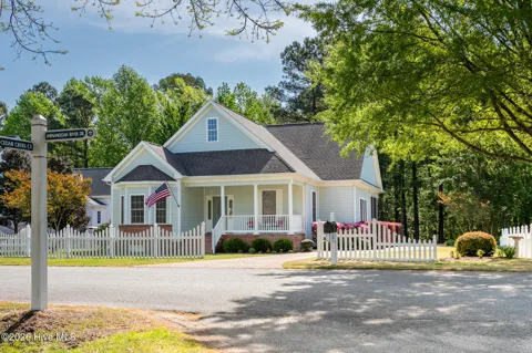 121 Shenandoah River Drive