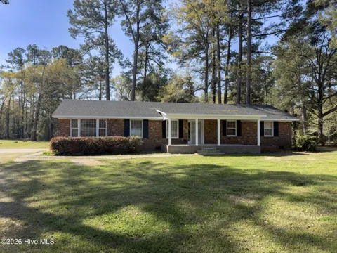 598 Forest Road