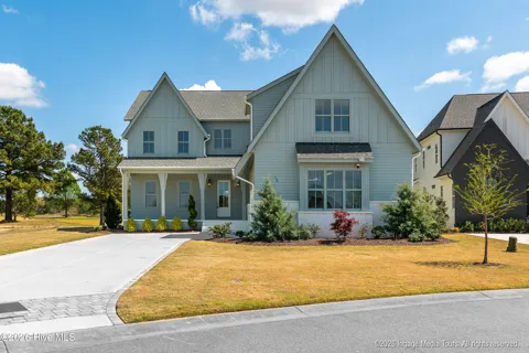 11 Sunflower Court