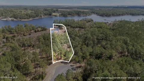 103 Royal Shoal Lane