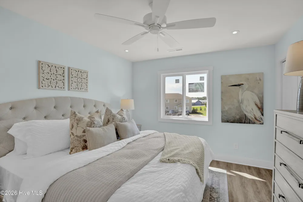 650 Cedar Point Boulevard #G4 Cedar Point, NC 28584