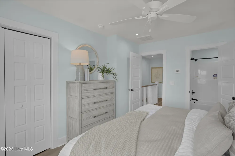 650 Cedar Point Boulevard #G4 Cedar Point, NC 28584