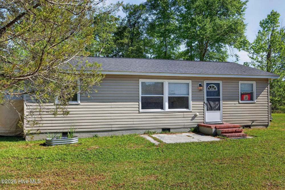 555 Cedar Street Bolton, NC 28423