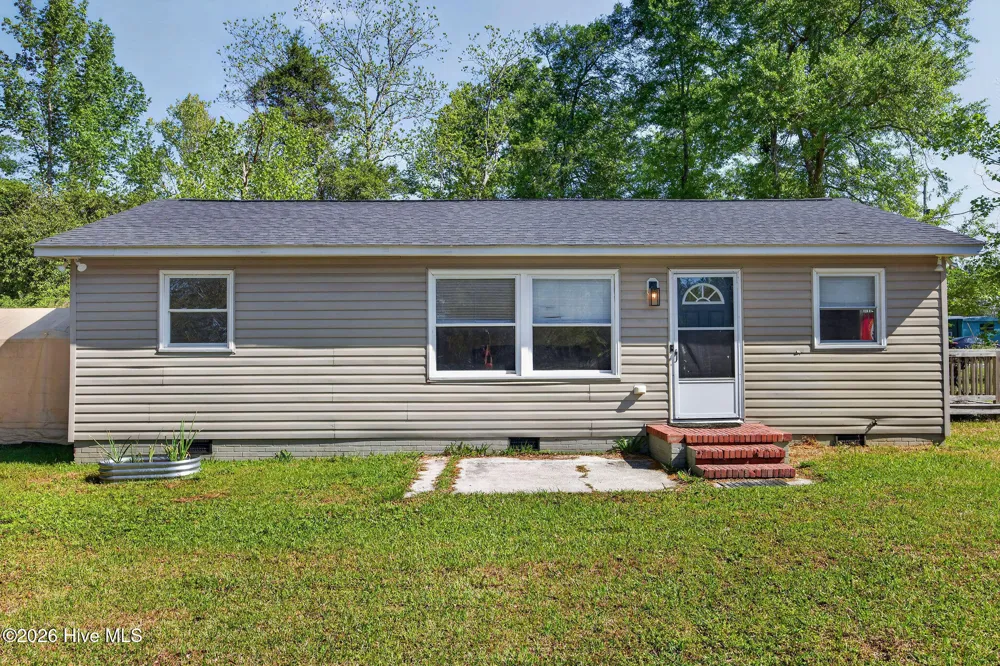 555 Cedar Street Bolton, NC 28423