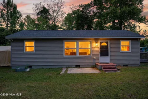 555 Cedar Street