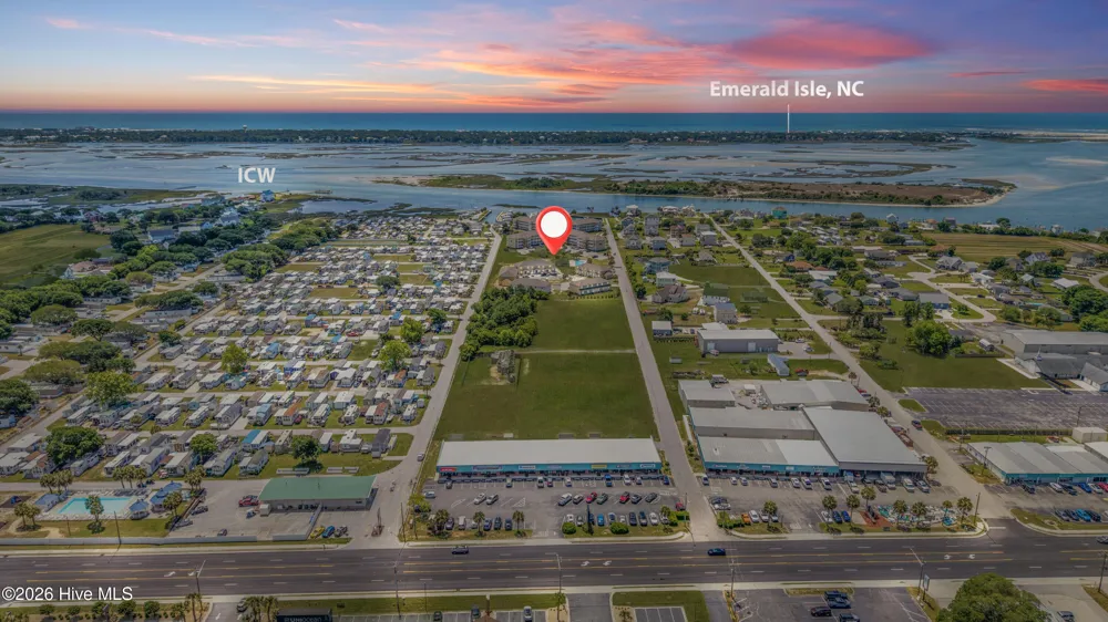 650 Cedar Point Boulevard #H1 Cedar Point, NC 28584