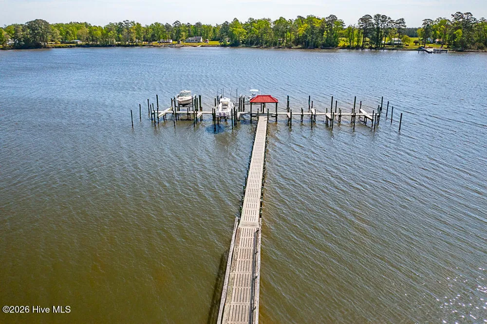 104 Anchorage Drive Havelock, NC 28532