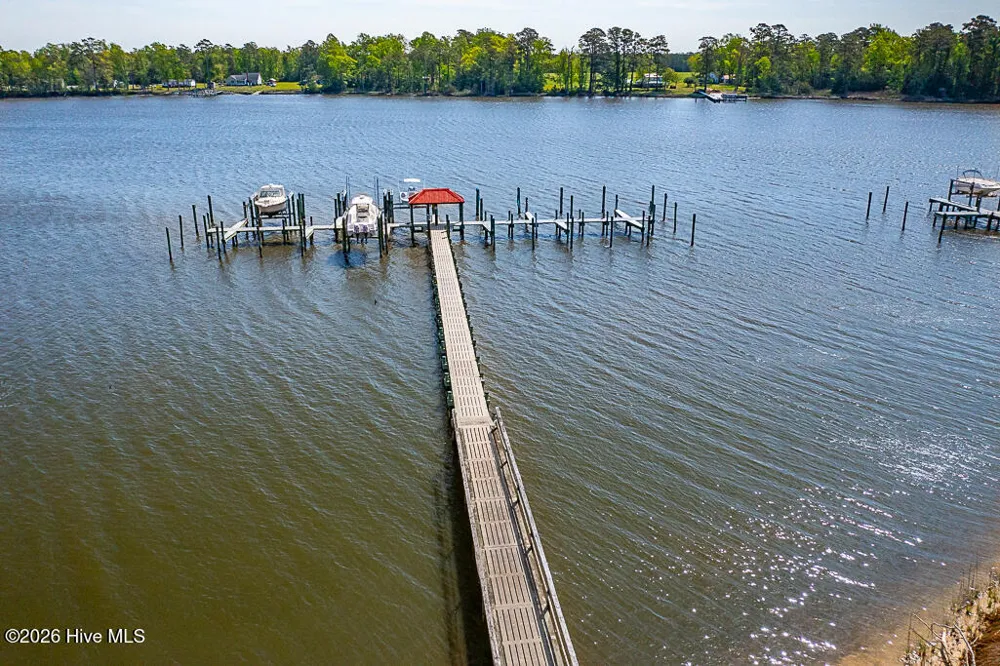104 Anchorage Drive Havelock, NC 28532