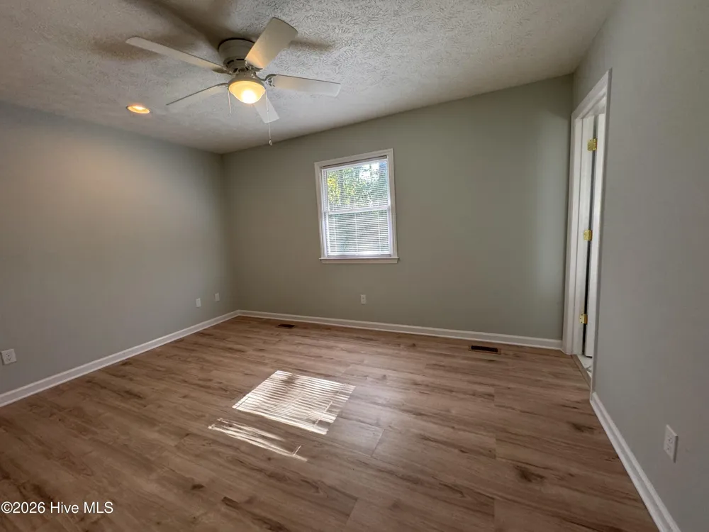 407 Hickory Street #Up Emerald Isle, NC 28594