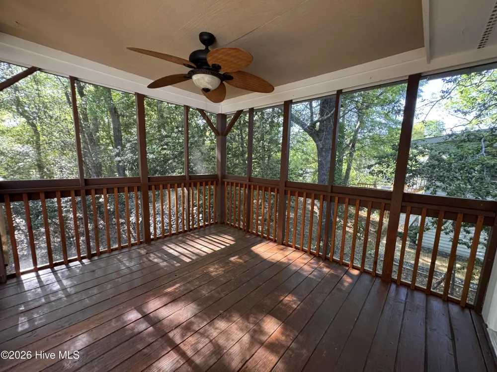 407 Hickory Street #Up Emerald Isle, NC 28594