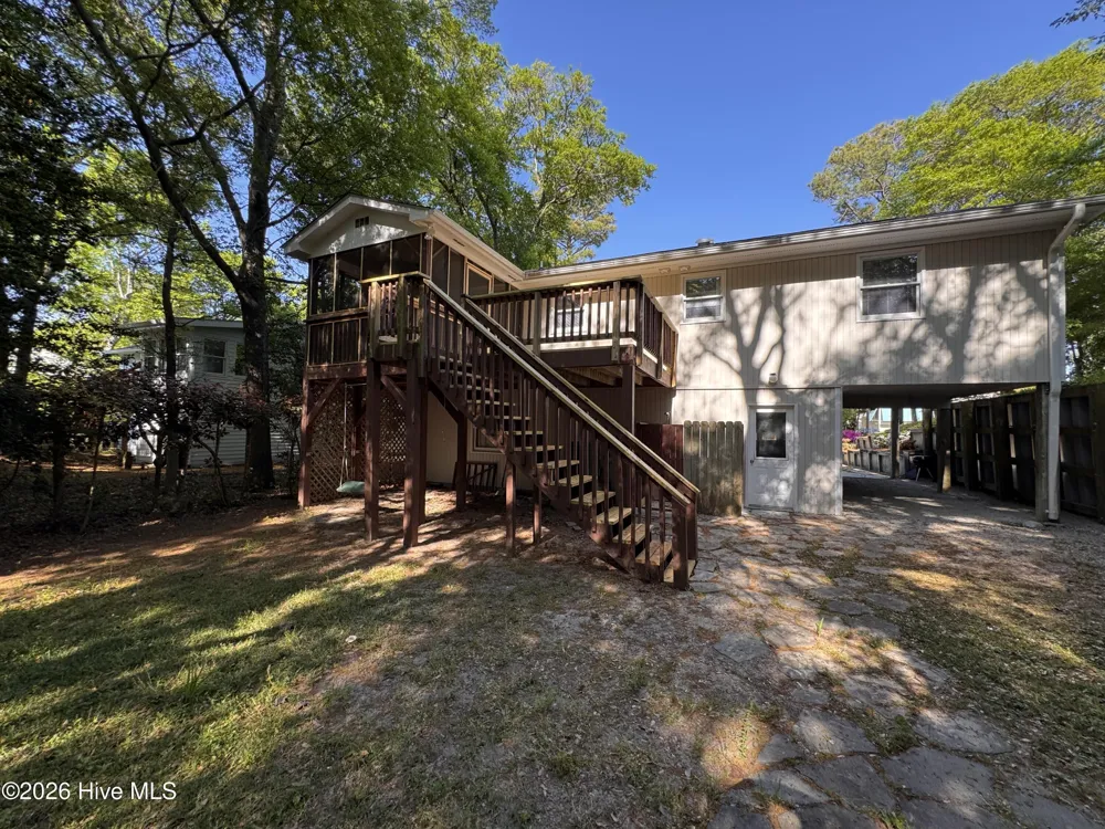 407 Hickory Street #Up Emerald Isle, NC 28594