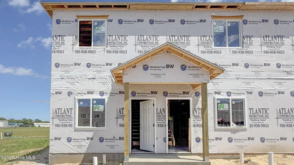 650 Cedar Point Boulevard #H2 Cedar Point, NC 28584